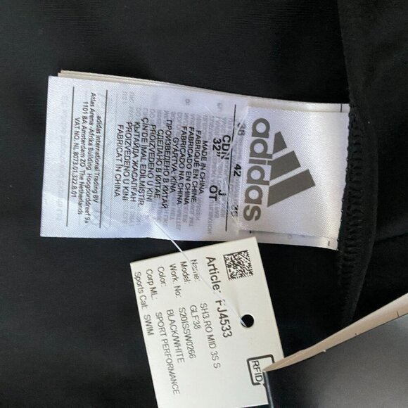 ADIDAS MID 3- STRIPES INFINITEX OPEN-BACK ONE PIECE SWIMSUIT BLACK JUNIOR US 32" - Picture 6 of 8